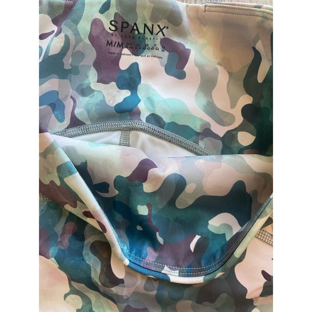 Spanx‎ Camo Women's Leggings Medium NWT - Picture 6 of 6